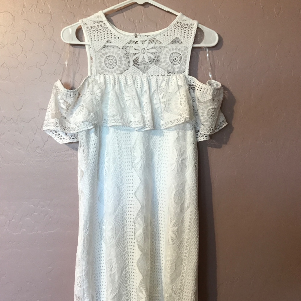 Francesca's White Lace Dress (M)